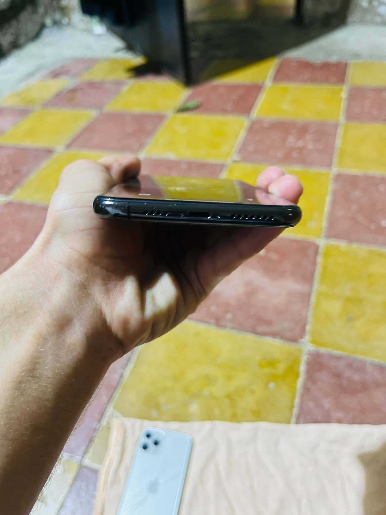 سلام عليكم ايفون 11برو ماكس مبدل شاشه و بطارية ١٠٠ جاهزه حلو ما شاء الله السعر ٢٣٠ بي مجال مكاني حي بكر قرب جامع بديع

نص مكتوب في الصور:
- ١٢:٣٤
- القطع والخدمة
- تجمع Apple سجل تاريخ القطع والخدمة، وهذا السجل يعرض معلومات عن هذا ال iPhone وحالته وتفاصيل إصلاحه. معرفة المزيد...
- سجل تاريخ الخدمة
- غير معروف
- البطارية
- الشاشة
- مشكلة
- بصمة الوجه