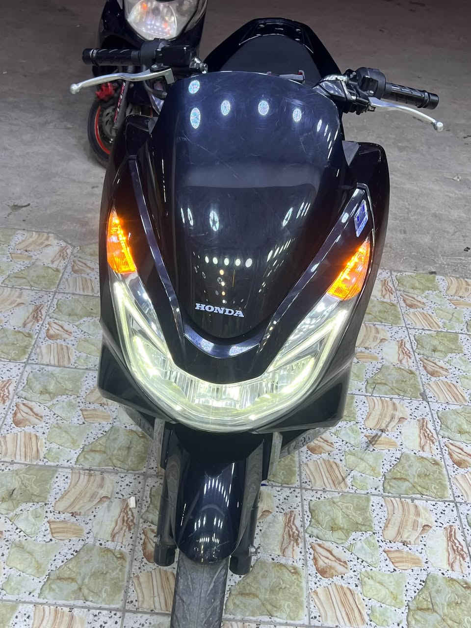 سلام عليكم....
دراجة (PSX)...(جيل الثاني)  
🛵للبيع  
دراجة شلعه معدل كهربائيات كلهه شغاله 
دراجة جديده  بلادية
أي نقص مابيهة
جيب فيتر وتعال افحص
العنوان بغداد حي اور  
 الاستفسار الاتصال على الرقم 📞 ***********
