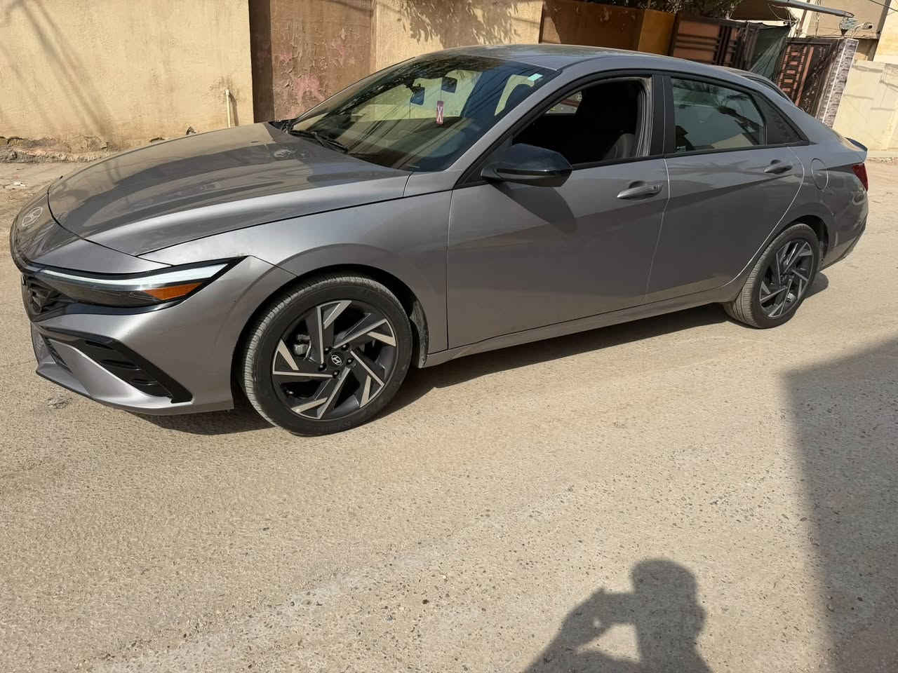 النترا. موديل 25. ماشيه 10 الف حادث تبديل بنيد نفس الون 

بدون دواخل بدنه بلاديه رادترات ابلاد مامفتوحات 

ارباك دركه وراجع كبسوله // فول ماعدا الفتحه

نظام 4 بصمات      /// محرك 2000دوش.  تبريد بلادي ثلج
                                           
ويل كب حجم /17           
                                     سياره بدون رقم دخول جديد مكان بابل
جناح خلفي بلادي       /////***********

لايت لد عدستين

صندوق ذكي

شاشه تبريد دجتال 

شاشه عدادات دجتال

شاحن واير لس

مخارج شحن تايب سي 

رادرات خلفيه. + بلمري الجانبيه 

تحديد مسار. + سياقه الية
