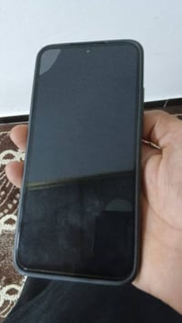 بوكو F7 • ذاكرة ٢٥٦ • استعمال شهر