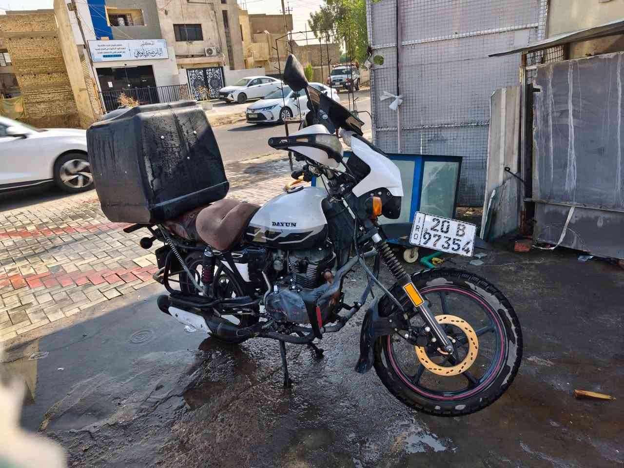 السلام علیکم دايوان 2023فول نضافة اخت الجديد كير محرك كهربائيات كلهة نضيفة شلعة ومعدل خير من الله
مكاني المنصور ***********
السعر26500وبيهة مجال بصيط
