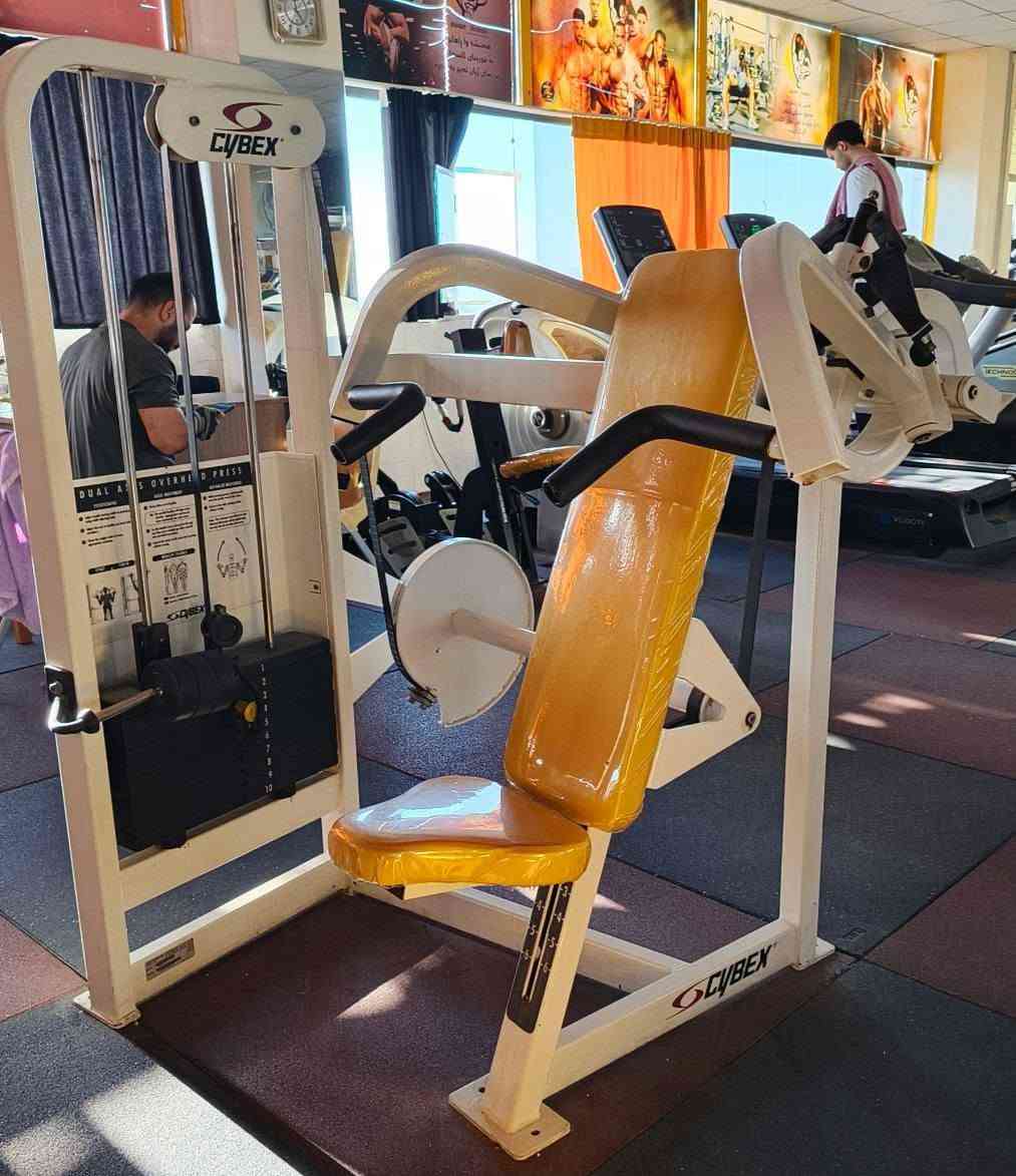 هذا الجهاز من شركة Cybex، وهو بحالة ممتازة وجاهز للاستخدام. الجهاز نظيف جدًا، وكذلك التنجيد والوسائد نظيفة وجميلة جدًا، وبسعر مناسب جدًا.

الموقع: محافظة السليمانية.
ئەم ئامێرە زۆر جێهەزە و لە کۆمپانیای CYBEX ـە. زۆر پاک و خاوێنە، هەروەها کوشنەکانیش زۆر پاک و جوانن و بە نرخێکی سەرەکی و گونجاو پێشکەش دەکرێن.

شوێن: پارێزگای سلێمانی.
***********
