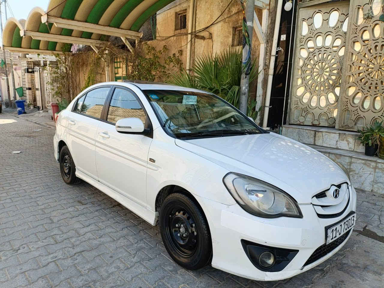 مكان نجف كوفه حي ميسان 
أكنست رياضي موديل 2011جاهزه من كلشي رقم بغداد بسمي بيها صبغ دور الجاملغ ونص باب صبغ 86 ورقه بيهامجال قليل *********** غير متواجد على الفيس
