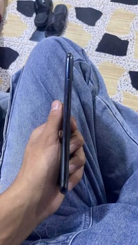 آيفون ١١ برو ماكس • ٢٥٦ • بطارية ٨٢
