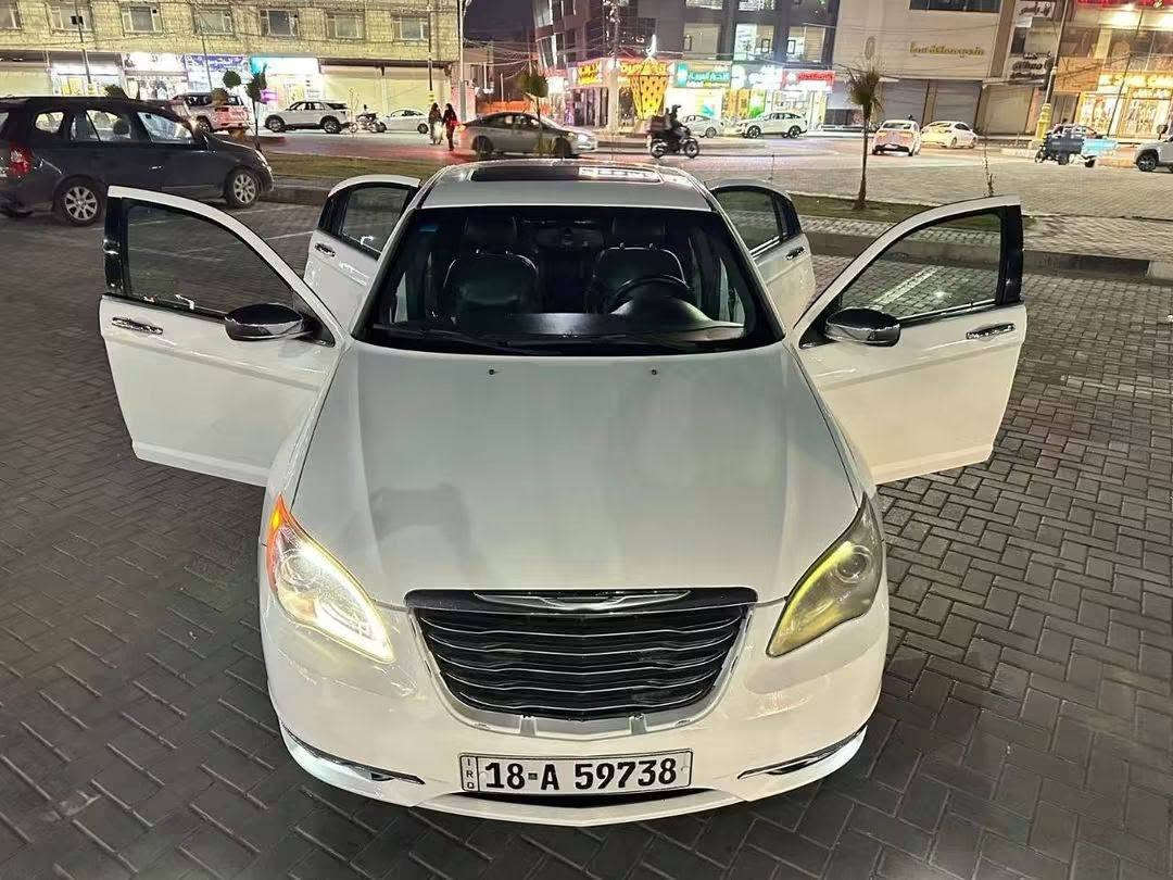 C200 • ٢٠١٣ • ٦ سلندر