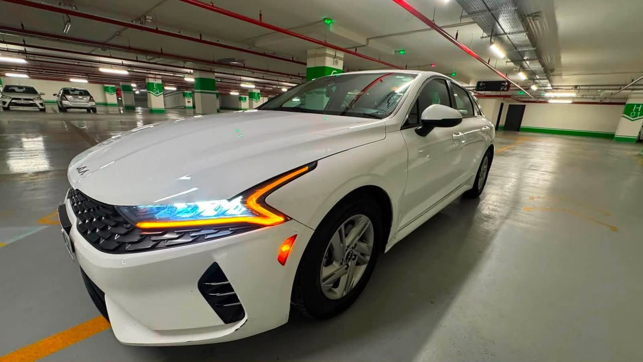 ⸻
🚘 للبيع | Kia K5 موديل 2022

🔹 وارد أمريكي
🔹 محرك 1.6 Turbo
🔹 الممشى: 62,000 ميل
🔹 رقم أربيل (باسمي وجاهز للنقل)
🔹 بدون صبغ
🔹 حادث سابق: ويل السائق فقط

المواصفات:
✅ شاشة كبيرة مع Apple CarPlay
✅ رادار (Smart Cruise Control)
✅ المحافظة على المسار (Lane Keep Assist)
✅ قيادة شبه ذاتية (Lane Following Assist)
✅ نظام منع التصادم مع فرملة طوارئ (AEB)
✅ حساسات أمامية
✅ كاميرا خلفية
✅ Auto Hold
✅ هاند بريك إلكتروني (EPB)
السعر ع واتس***********. ***********
✨ السيارة نظيفة جدًا، استخدام شخصي، ولا تحتاج أي مصروف. الفحص خير دلي
