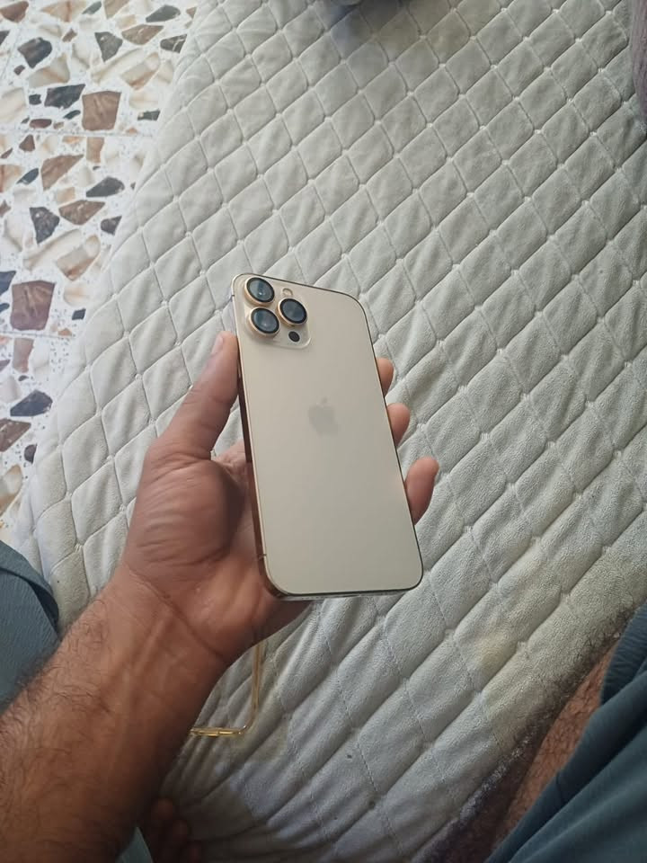 ايفون 13 برو ماكس • ٢٥٦ • بطارية مبدلة