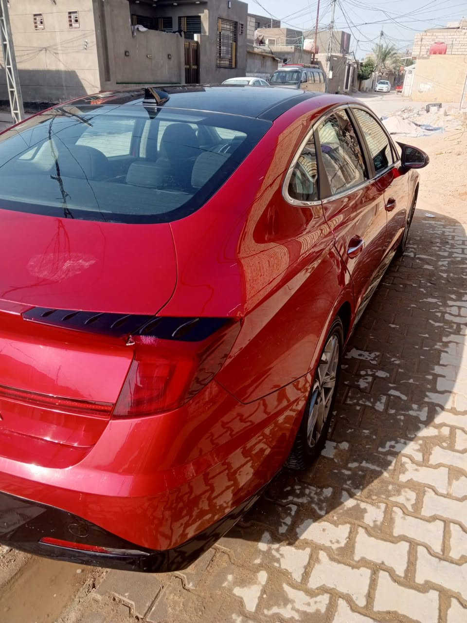 21 بغداد فول
2500المكينه 
ماشيه 100 كيلو متر مو مايل خليجي 
مكانها الكوفة ***********

نص مكتوب في الصور:
- سوناته حمره
- 2026/8/7، 6:49 م
