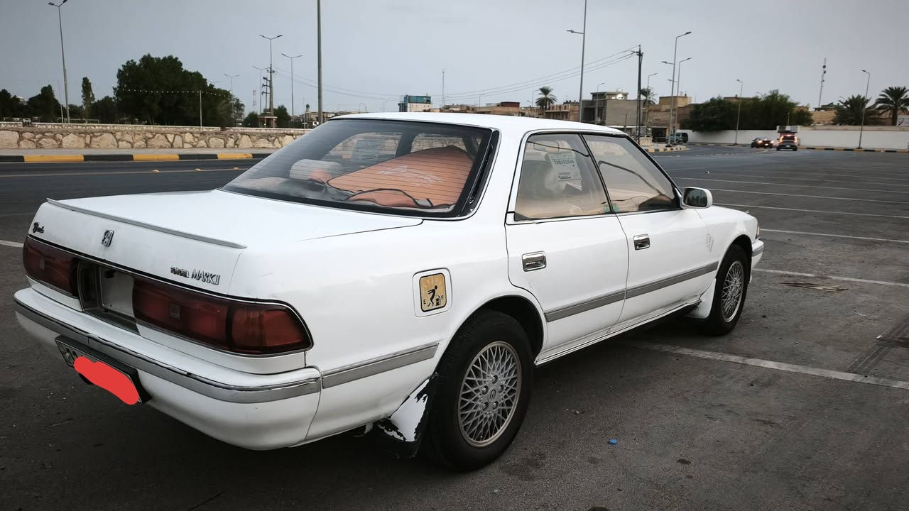 🚘 للبيع سيارة مارك موديل 1991
🔹 المحرك: ونجي
🔹 السنوية بأسمي لغاية 2030 رقم بغداد انكليزي
🔹 السيارة نظيفة ومرتبة
🔹 مكفولة من الكص والضربة القوية بيها مكانات صبغ قليلة كلش اثر ترتيب خياسات وحالياً الگشر صافي تماماً
🔹 الحداية خير من الله 
🔹التبريد شغال ١٠٠% والحمد لله 
🔹الكهربائيات شغاله كلها
🔹 بيها الباب الخلف السائق مصبوغ من اخذتها من صاحبها ليش مصبوغ ماادري !
🔹 الفحص  تجي وتشوف بعينك وتقتنع وكل الهلا بيك واذا اتفقنا شايف الف خير بيها 
💰 السعر: 57 💲وبيها مجال 
📞 للاستفسار: ***********
📱 متوفر واتساب
هاي كل التفاصيل الخاصة بالسيارة.
