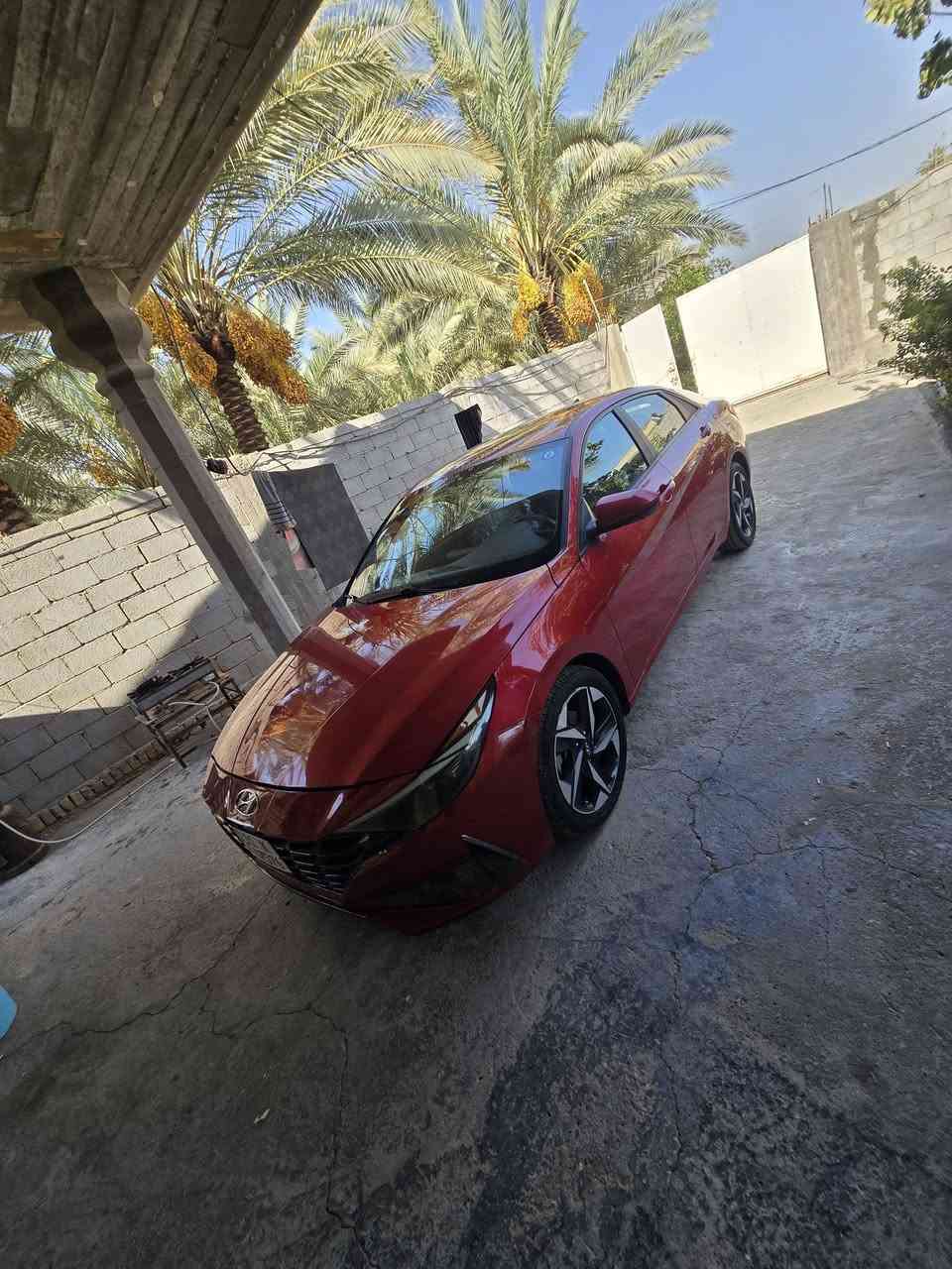 سلام عليكم الانتره موديل 2023موصفات نص فول حادث خفيف مرافق بلمنشور مكينه كير حداديه ماشيه 49ميل سياره جديده مكان كربلاء طوريج ***********
