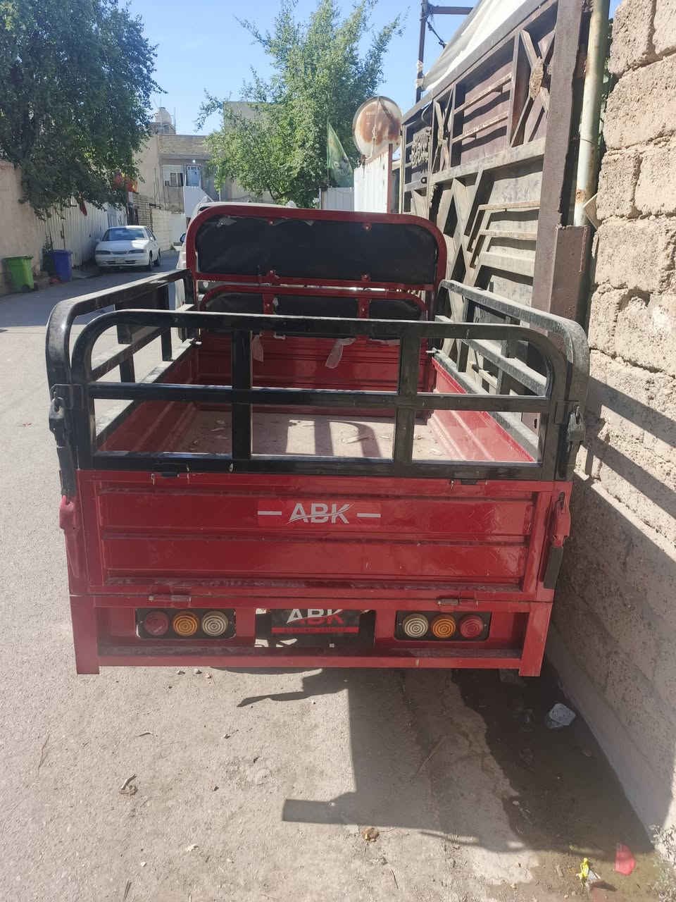 ستوته شحن • ٥ بطاريات • واحد هابط