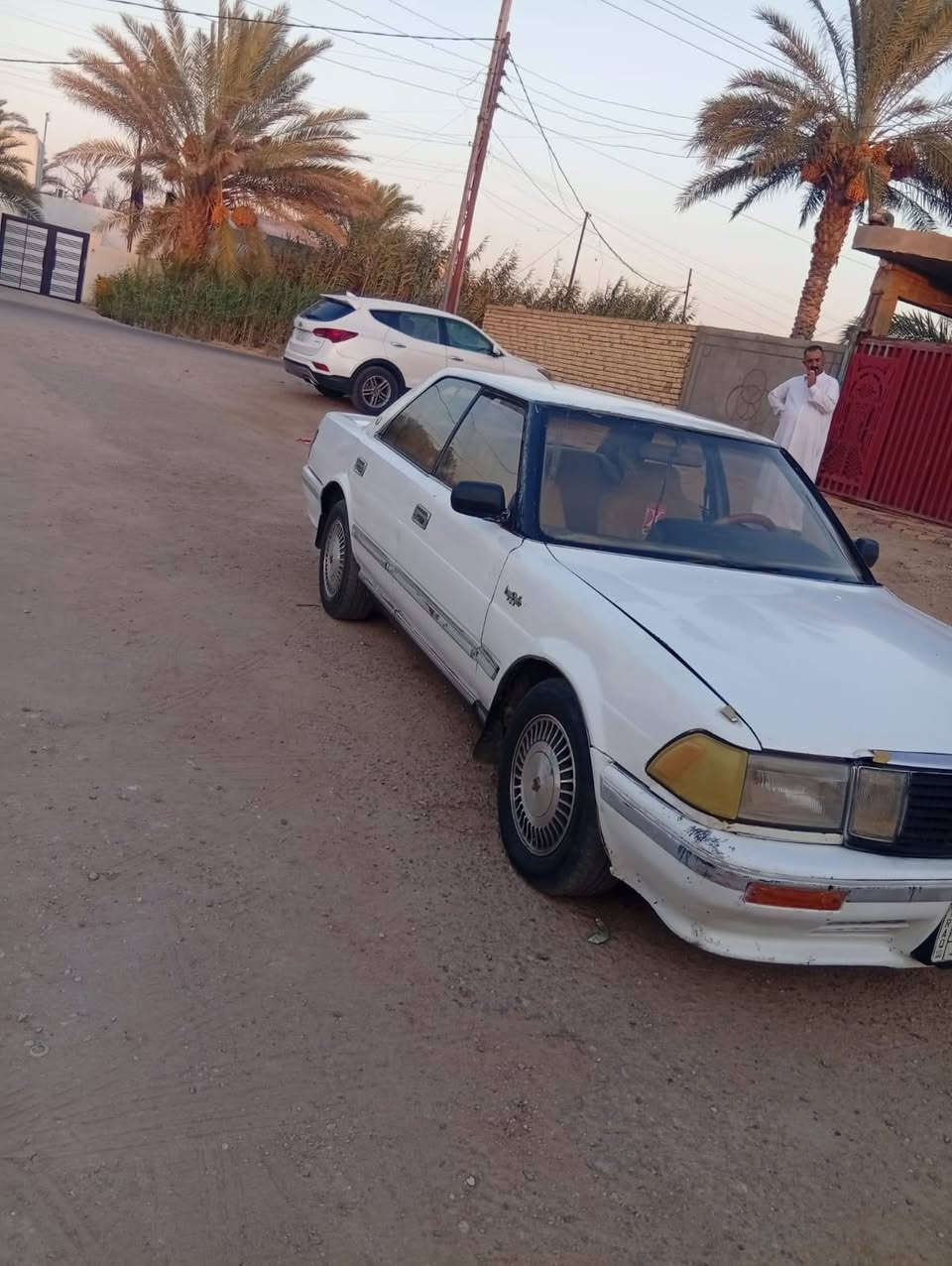 سلام عليكم سياره للبيع سوبر كراون موديل 90سياره جاهزه من تخم تاير كهربايات السعر 32اوبيه مجال حك الجيه التواصل على هذه الرقم ***********

