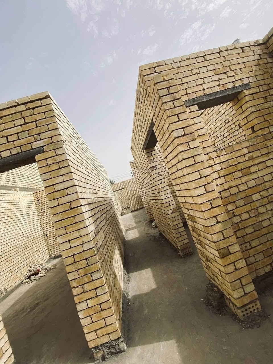 خلفات بناء شغل درجة اولى التزام بل موعيد وزن مظبوط وشرط شغل مهندسين معه تنظيف الموقع ***********
