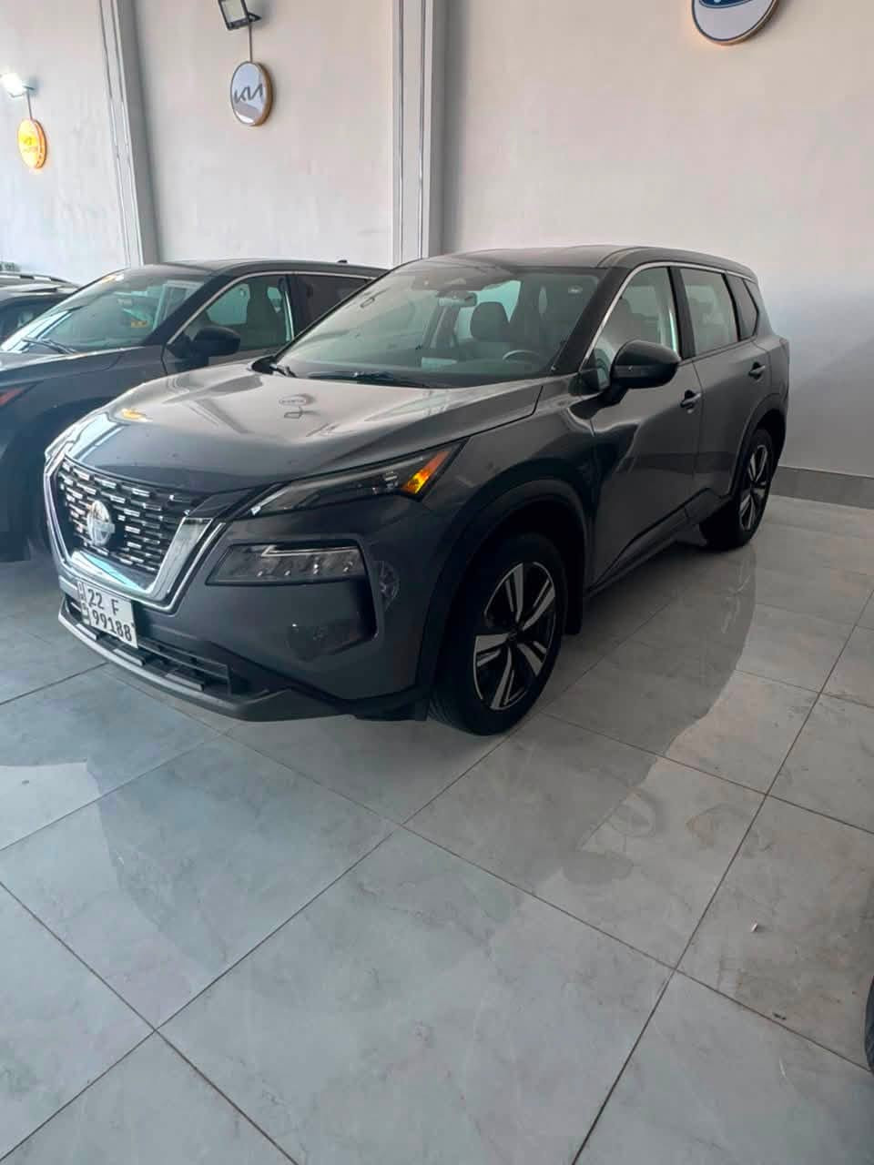 بسم الله الرحمن الرحيم
‏
‏Nissan Rogue SV 2023

محرك 1500 تيربو 
السيارة ماشية بس 27000
قطعتين تبريد
تحديد مسار
قيادة ذاتية
وقوف ذاتي

و باقي بعد مواصفات هواي ما ذاكرها
السيارة ضررها بس امريكا مثل ما موضح بالصور
دعامية خلفية تبديل  فقط بدون دواخل بدون ايرباك 
باقي السيارة كير محرك شخوط بارد شرط انطيك ياها
مكان السيارة ( نينوى  )
للاستفسار و التواصل اتصل على الرقم 
البيع نقد  مستعجل ١٧٥

***********
او تواصل واتساب
رقم الشاصي 5n1bt3ba1pc874904
