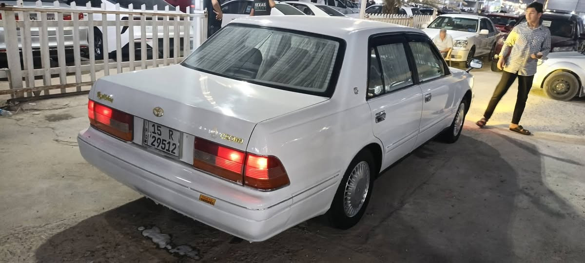 راس الثور مؤديل 1996رقم الانبار انكليزي تحويل مباشر
يا الله  السياره جاهزه برغي ماعيزه حداديه ومكينه وكير جديد تبريد شغال ثلج محرك 2.5 جدبد هوه ولكير
كفاله عامه عده الصبغ لجماله فقط لاضربه ولا كص  عارضه  للبيع  ولمراوس السعر 95مع المجال
للاتصل *********** مكان النجف الاشرف  تفاصيل اكثر اتصل وتدلل بيع نقدا رجاء
