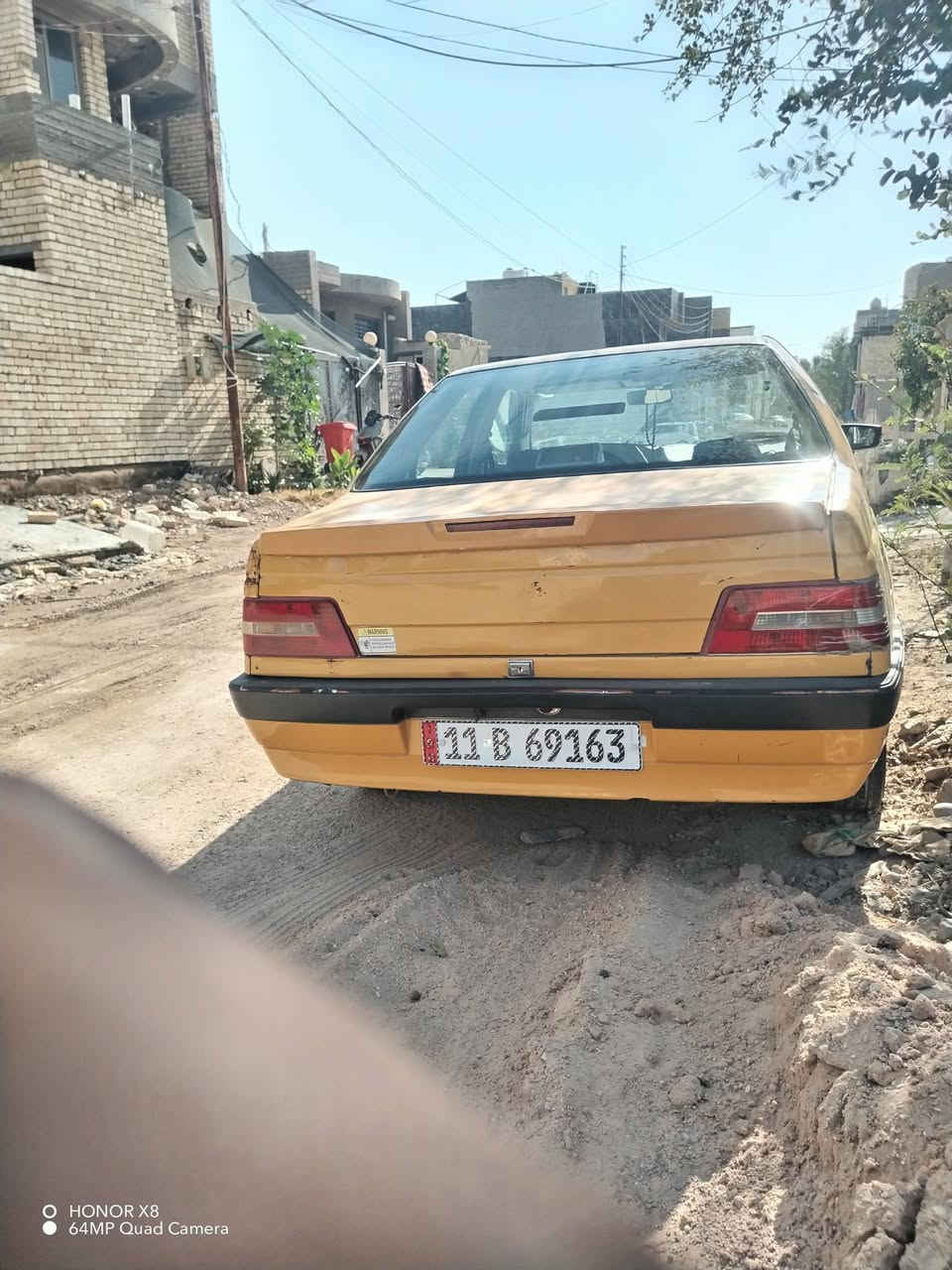 السلام عليكم بيجو ٢٠١٢ رقم بغداد بااسمي كير ومحرك وتبريد وصدر كله كامل السعر ٢٥ وبيهة مجال قليل رقمي ***********

نص مكتوب في الصور:
- HONOR X8
- 64MP Quad Camera
- O HONOR X8
- HONOR X8 64MP Quad Camera