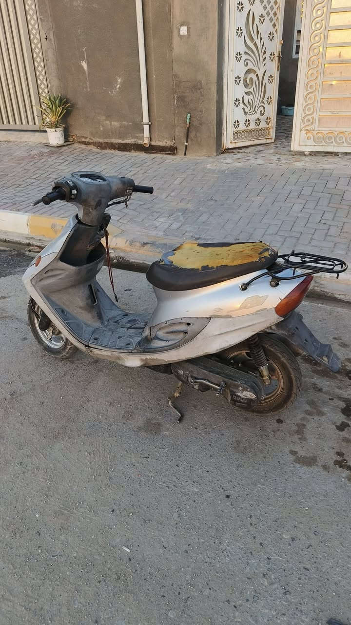 سلام عليكم دراجه بيجي للبيع الدراجه ما مفتوحه ابدد السعر ٤٥٠ نضافه شوفت عينك بيهه مجال للشراي الرقم.***********

