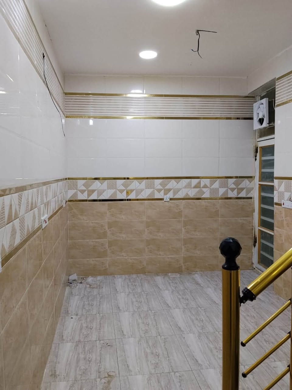 🏠 للإيجار

📍 الموقع: البوعيثة – مجمع السلطان الثالث.

📐 المساحة: 50 متر.

🔹 يتكون من:

* غرفتي نوم

📞 للاستفسار والحجز:
***********
اتصال أو واتساب
