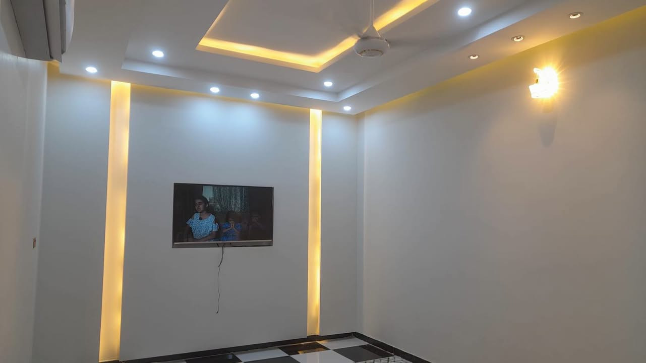 دار سكن زراعي للبيع منطقة الغسل المساحة ٢٠٠م طابق واحد مسلح بناء جديد اقرار محكمة غرفتين نوم سنة البناء ٢٠٢٠ ____________

_____

للاتصال ::
***********
***********

______________

مكتب السلام للعقارات
تقاطع الشعبية مقابل صيدلية الاقصى
_____________________________

#السماوة #عقارات #سماوة #دور___سكنية #المثنى
