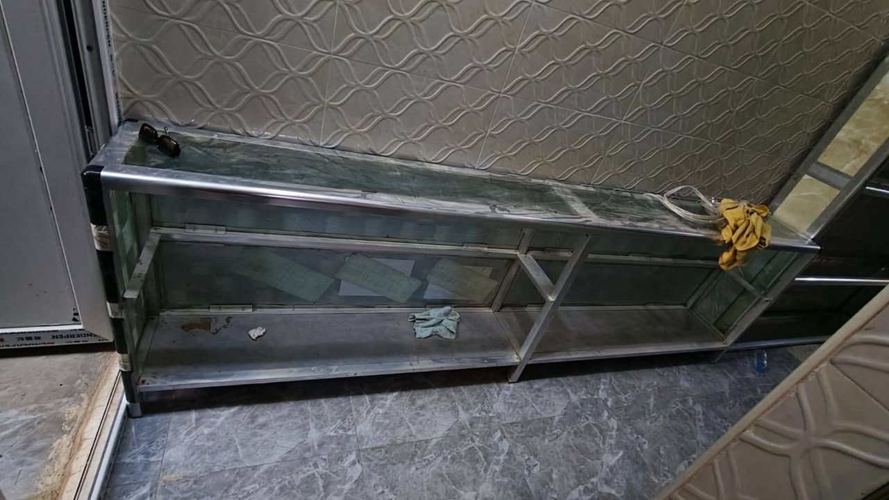 عارضات رفوف اللمنيوم تسكام مستعملات ، العدد 5 قطع قطعه منهن جام خانه مترتين ، بيع مستعجل مكانهن حله بالورديه شارع 30
بيع شلعه وحده تريد قطع كلمن وسعرها للتواصل واتس ***********
عارضات رفوف اللمنيوم تسكام مستعملات ، العدد 5 قطع قطعه منهن جام خانه مترتين ، بيع مستعجل مكانهن حله بالورديه شارع 30
