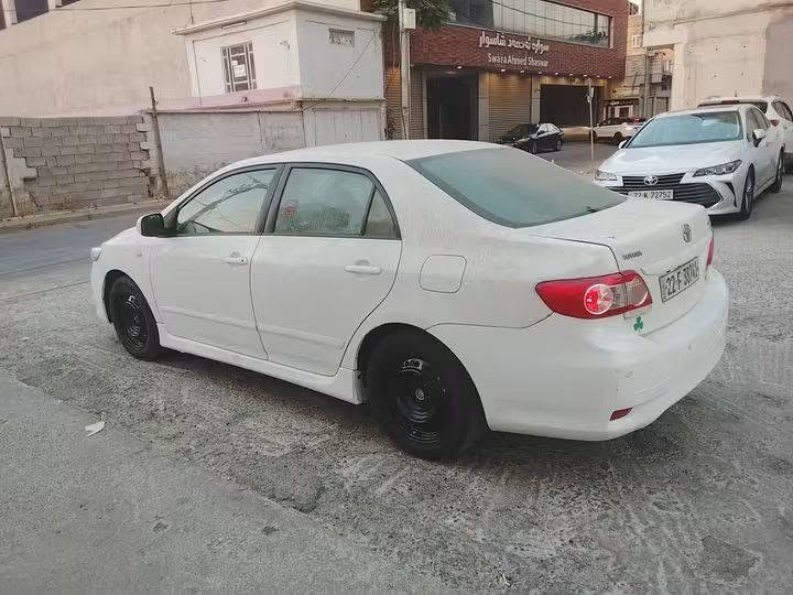 سلام عليكم كورلا موديل 12 خليجي اصل مكينة 1800🇯🇵 كير تبريد حداية جاهزة علا اخر حباية ✅ سيارة ماشية 255 الف شرط الفحص لاتبخير لاتنقيص  داخل صاج فورميكا بلادي كامرة دوارة شاشة تاب اصلية 🇯🇵 منضومة زنون منضومة تبريد منضومة بنزين منضومة غاز  بشرط هزة وارقم وسنوية كلة جديد شر التحويل ✅ السيارة بيها بنيد صبغ بشرط بدون دواخل وبيهة 2قطة بارد كلش صغار جاملغ خلفي والباب وشرط السونار مكان السيارة بغداد المحمودية السعر 112🇱🇷 *********** 📱📞☎️
