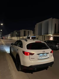 بما انه السوگ خارط و ماكو لا بيع ولا شراء و اللي يخابرون ما شاء الله ا...
