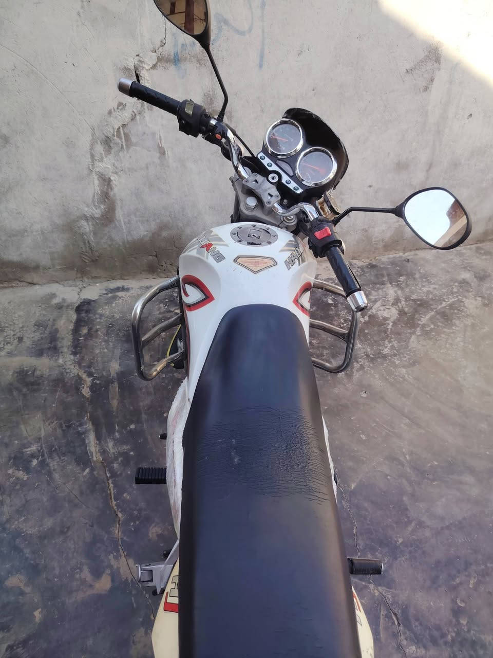 سلام عليكم سنكي للبيع موديل 16محرك 150كفاله عامه فقط مبدل بي ولفات وزنجيل ع ايدي بالباقي مكفول دشبول واشاير ومري وتايرات شادهن قبل سبوع سلف وهورن ولايت عالي ناصي زنون الماطور جاهز السعر 540وبي مجال للشرايه مكان صلاح الدين الضلوعيه الحردانيه *********** متواجد خاص
