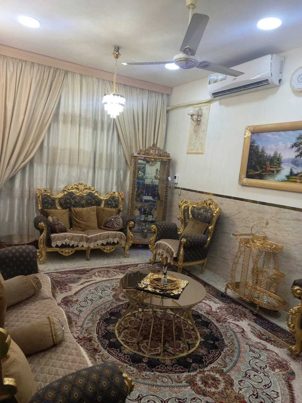 تخم زان مصري سبع مقاعد ورق ذهب نظافة مية بلمية  مع فاترينا  المكان الثعالبة ورة سيطرة الشعب الرقم
*********** الاتصال على الرقم
تخم زان مصري سبع مقاعد ورق ذهب نظافة مية بلمية  مع فاترينا  المكان الثعالبة ورة سيطرة الشعب
