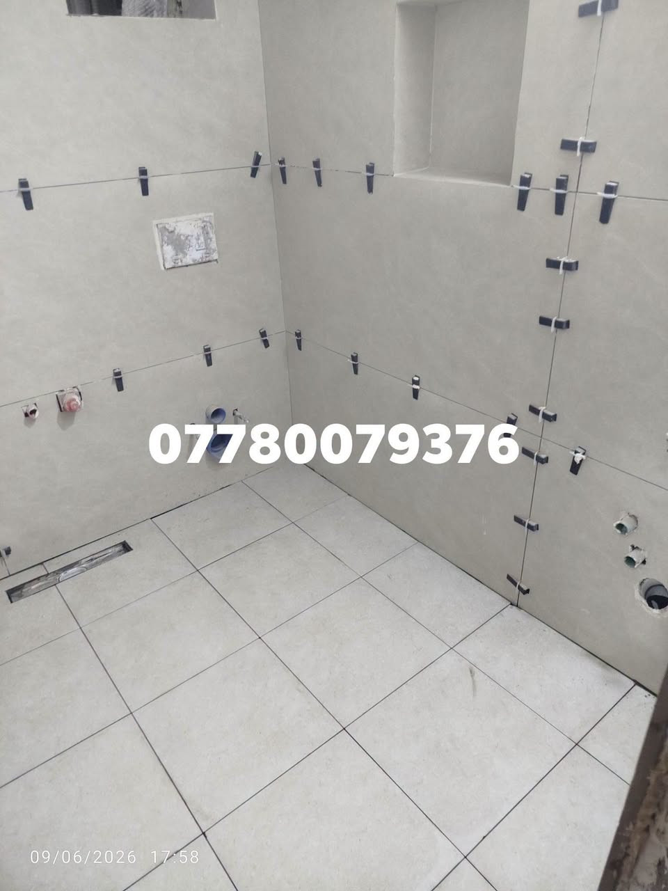 خلفه تطبيق بورسلين كاشي ومرمر تركيب درج متفرغ حاليا ***********

نص مكتوب في الصور:
- ***********
- 09/06/2026 17:58
- *********** 09/06/2026 17:57