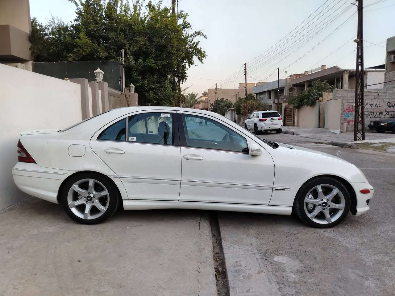 مارسيدس بينز AMG SPORT
الحجم C230
الموديل 2007
دهوك سنوية 2030
شرط التحويل
المكان الموصل
المحرك 6سلندر 🚀🚀
الكير اوتوماتيك
تبريد شرط ثلج 🥶🥶
غرفة جلد وضع شركة +كراسي كهربائي +تحكم كهربائي +خزن ميموري٠
ويل كب تو سايز رياضي أصلي شركة
أستيرن تحكم كهربائي
سلايت كهربائي فوول تحكم
السيارة فوول فوول مواصفات
برده خلفية كهربائي
السعر 107ورقة
المكان الموصل
***********
***********
