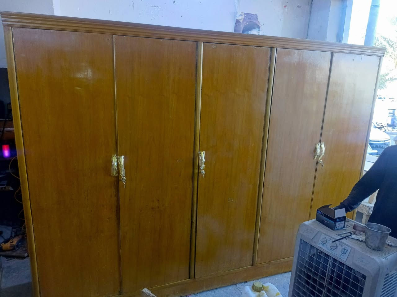 ابو ثلاثه 165 كلش نضيف ابو 5 سعره 175 تخت نفر ونص ب 30 مكاني كربلاء ***********
