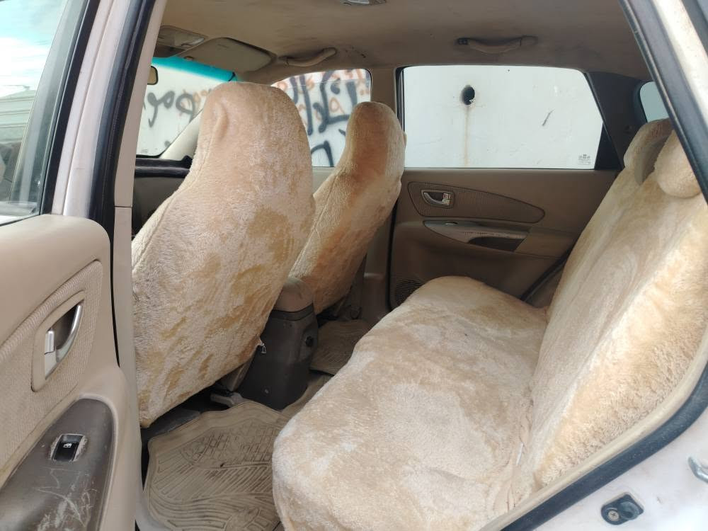 بەناوی خودای بەخشندەی میهرەبان
هۆندا تکسۆن بۆ فرۆشتن بڕاوە بڕاوە
کۆدی بۆ کراوە بەشەرت
مۆدیل 2007 بەنزین بیلاد 
گێڕ ئۆتۆماتیک و عادی 
پێش و پشتی کەپسە و دەعمی نیە 
  برێک و ئەی بی ئێس بەشەرت 
سەیارەکە تابڵێی جوانە و عائیلیە 
کارەباییاتی بەشەرت 
شوێن براوەی زۆر جوان چاک کراوە
بەنزین زۆر کەم دەخوات
گێڕو مەکینەی بەشەرتە
هەیکەلی زۆر جوانەو لوسە 
چوار تایەو ویلی خاوێنی لەژێرە
سعری زۆر گونجاوەو ماڵی دۆستە 
سعری 44 گەڵاو و معامەلەیە
 شوێن ڕانیە ..
ژ.م. *********** وە ***********
ئاسیا  واتس ئەپی لەسەر 
مەسجیش کراوەیە.. رانية, السليمانية
