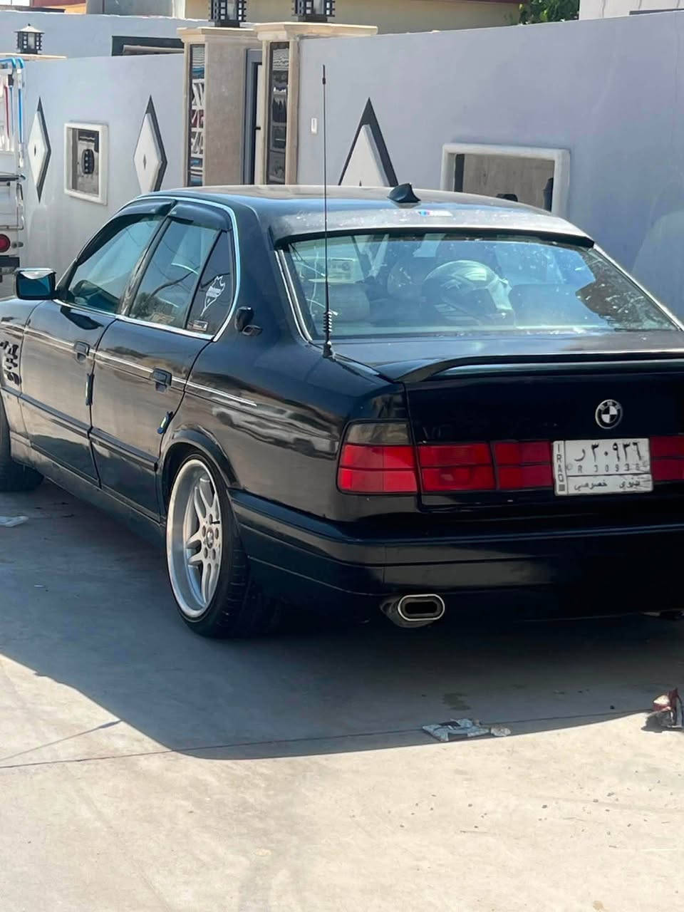 525.  BMW   E34    1991
سياره نضيفه بمعنى الكلمه من دواخل و خارج سياره معدله  سنويه 2029 سياره بسمي سستم كزوز رياضي  سياره بدون ضرر صبخ جماليه فقط عادي عل هاذا موديل ***********

— في ‏موصل - MOSUL‏.
