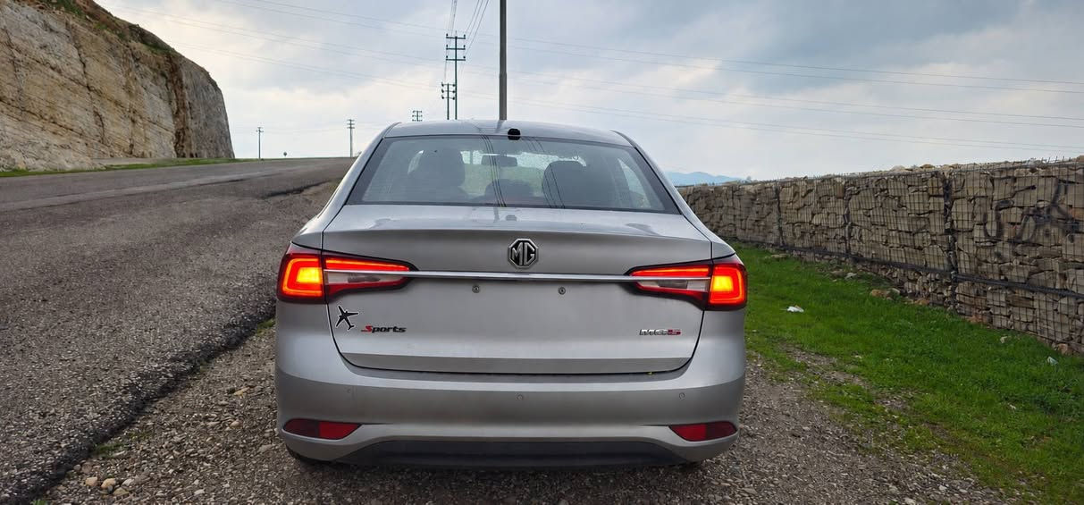 Mg5 2024 Luxury
فول مواسەفات مۆدێلی ٢٠٢٤
بەسمە و سڵاید 
٤ کامێرا
هەردو کوشنی پێشەوە کارەبا و هیتەر
حاسەی دواوە
ئاوێنە لید و دەسک بەسمە
شاشە کارپلەی فول مواسەفات
بێ زەمانی ناوڕەش
تەنها ٩٠٠٠ ڕۆشتوە وەک سفر وایە
هیچی پێوە نیە بە شەرت بۆیاخ و ساردی نیە
بەرمەجەی دیلکۆی بۆکراوە
ڕەقەم سلێمانی تاکو ٢٠٣١ تازەیە سەنەوی
تکایە مشتەری نیت پەیوەندی مەکە
نرخی ١١٣ گەڵا و مەجالێکی کەم
***********
