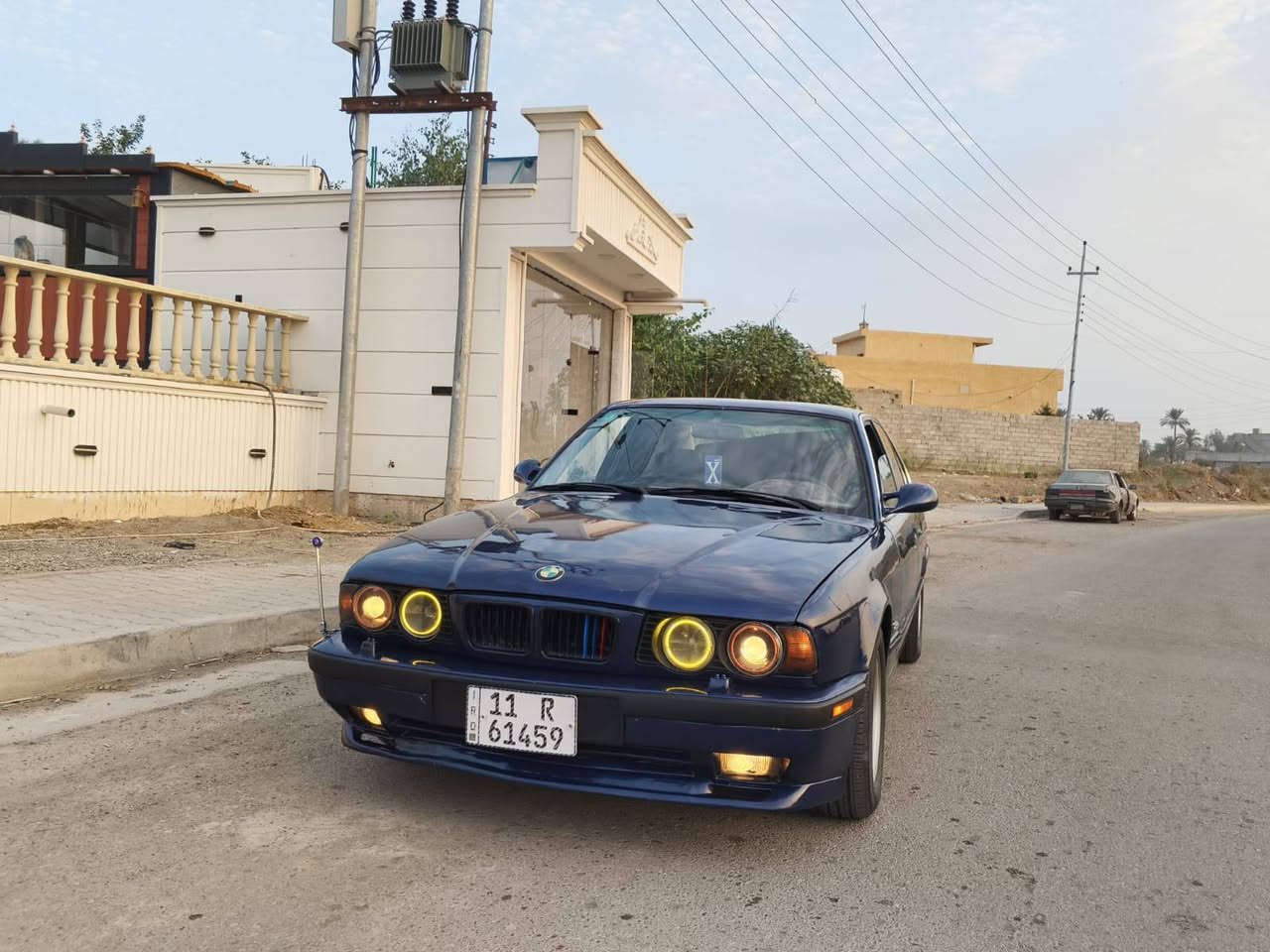 بي ام 525 • موديل ٩٠ • رقم بغداد