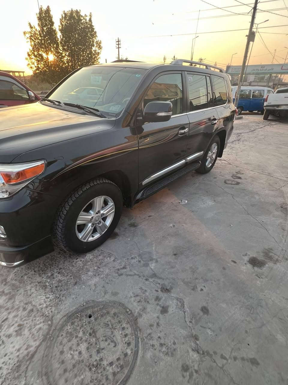 للبيع فقط  لاندكروز 2012 اصل GXRi فول مواصفات السياره مكفوله كفاله عامة م 
 

السعر315$ ✅

رقم بغدادولي باسمي هزه ورقم جديد مواصفات معروفه
بصمه تشغيل وابواب 
فتحة سقف بانوراما 
ثلاجه كشن جلد 
3 قطع تبريد 6 سلندر محرك گير بدون اي عيب 
فور ويل وحساسات وكاميرا خلفيه
لايت زنون
كرسي كهرباء ومقاعد جلد ومغلفه نوعيه ممتازه
فول تحكم ستيرن وكروس سرعه
كامرات داش كام عدد 2
كامرات خلفيه عدد2
شاشه كبيره و شاشه صغيره عدد 2
شراي يخابر و يدلل مكاني نجف
*********** النجف, العراق
