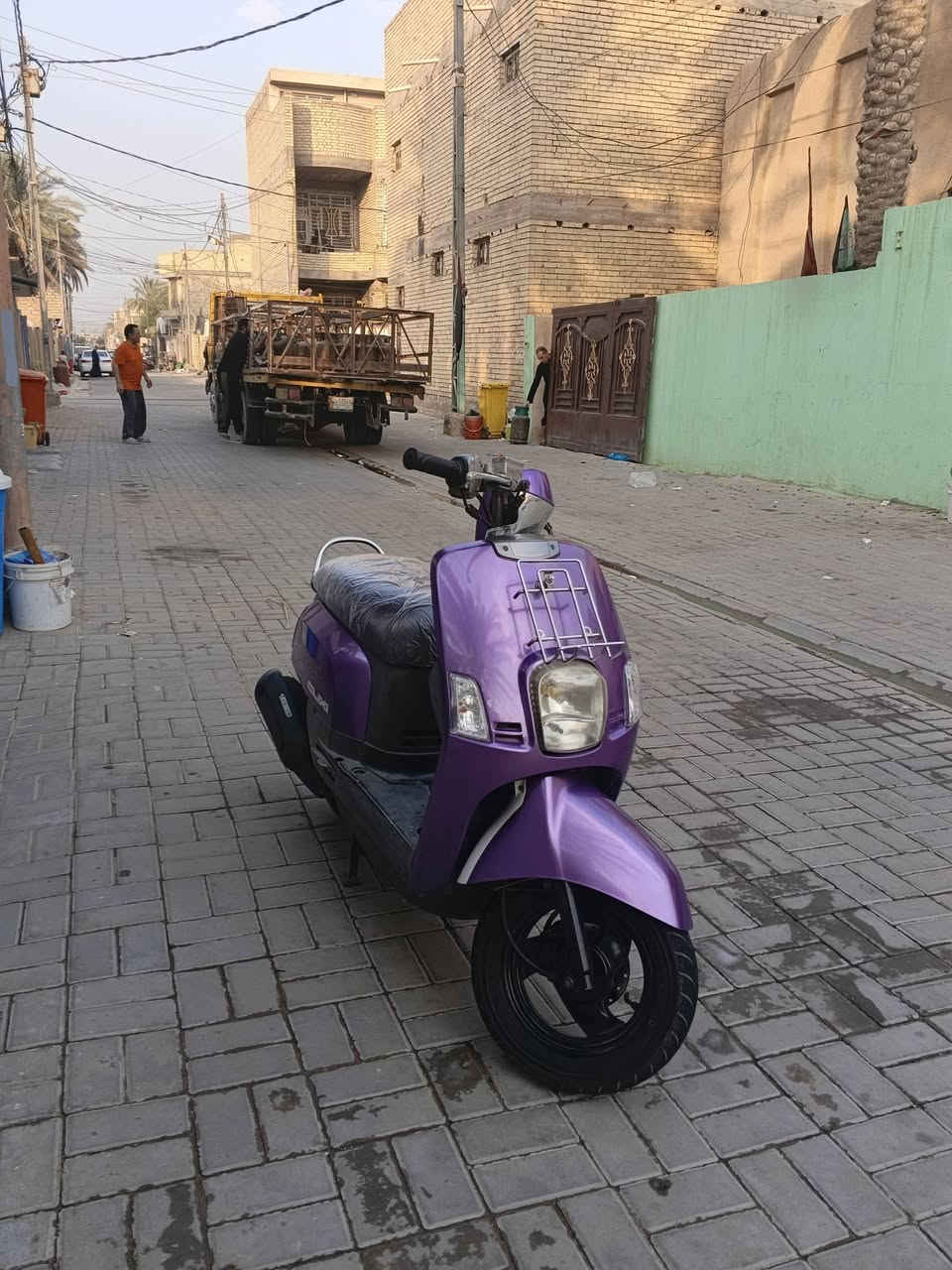 سلام عليكم للبيع دراجه ماكس بوليس ما مفتوحه دراجه نضيفه وشلعه خير من الله ***********
