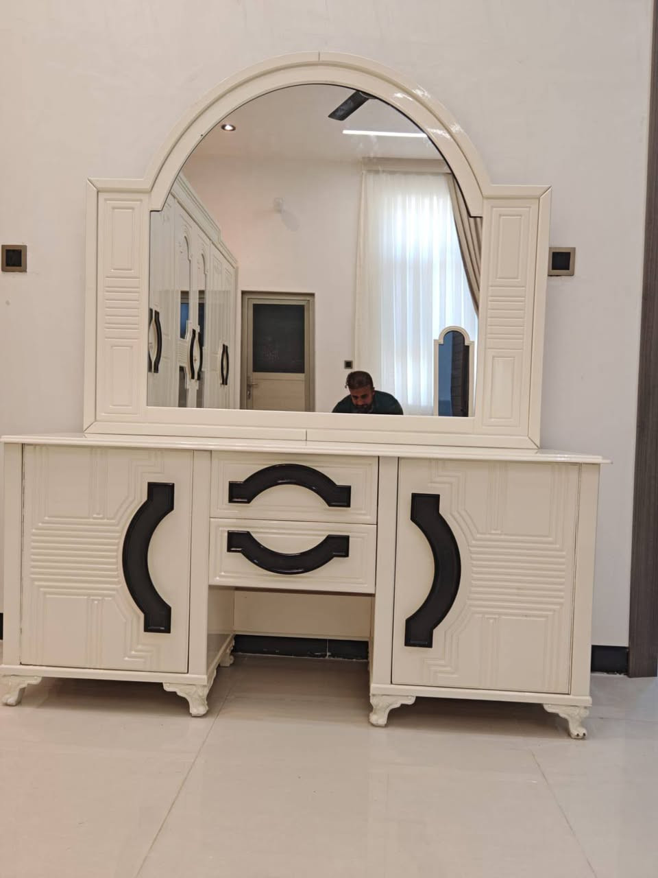 ابواب • غرف • تفصيل