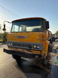 تنكر هينو للبيع موديل 82 محرك كير شاصي مكفول تانكي مغلون مكان بغداد شع...