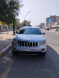للبيع أو مراوس ونطي فرق جيب لاريدو 2011 سياره بسمي سنويه 2028 مكينه وك...