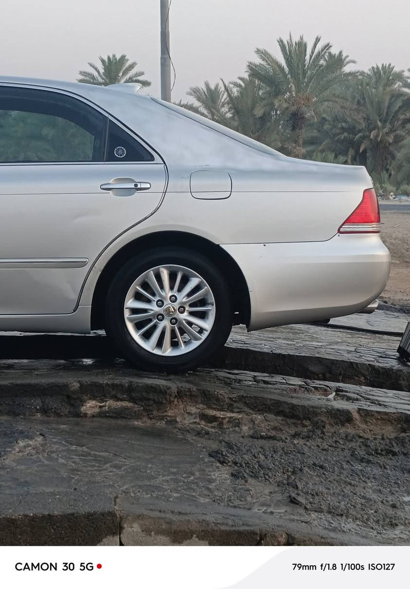 سلام عليكم شاهينه مديل 2005ادوات فول مواصفات شاصي 82المرغربه رقم بغداد الماني وسنويه مطابق وشاصي مكان بغداد شعله حريه السعر33 ورقه ***********

نص مكتوب في الصور:
- CAMON 30 5G
- 23mm f/1.8 1/100s ISO56
- CAMON 30 5G 79mm f/1.8 1/100s ISO127
- CAMON 30 5G 60mm f/1.8 1/100s ISO129