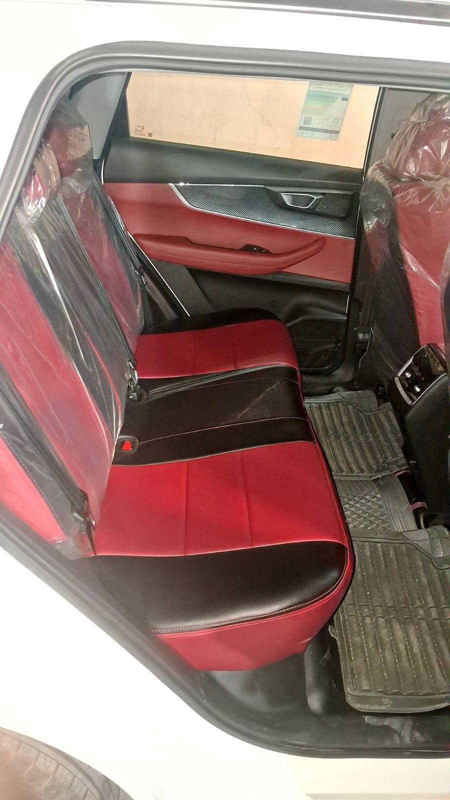 Chery Tiggo 7 Pro Max
شيري تيكو 7 برو ماكس موديل 2024 فول مواصفات رقم بغداد تحويل مباشر سنوية لسنة 2030 ماشية 35 الف
سونار مرفق مع الصور
السعر المطلوب 22,750 مليون وبيهه مجال  ***********
