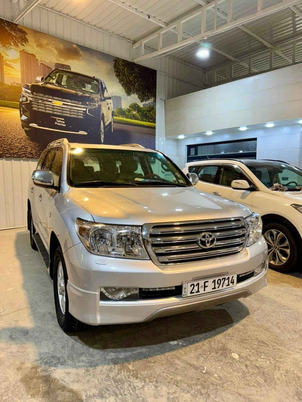 قطع من الجدد اخت زيروو جديد لوك 
لاندكروز 2011 ستيني اصل تكمه وسنويه رقم سليمانيه دولي كله جديد تحويل مباشر كفاله عامه
محرك 6 سلندر          GXR.i اصل فطيم وستيني 
فتحه سلايت 
بصمه تشغيل + ابواب 
كشنات جلد بقلاوة 
كرسي كهرباء ثلاث دكم 
 8 ايرباك 
 7 راكب 
ثلاث قطع تبريد 
شاشه ايباد + كامرات 

ماشيه 110 حقيقي 

السيارة مكفوله كفاله عامه خلاص من كلشي وتفحص سونار تبريد ثلج مكينه وكير بلكارتون تراي زيروو حداديه زيروو سيارة جاهزة خلاص وضع شركه 

السعر (( 310 )) وبيها مجال للشراي 

مكاني // النجف // للاتصال // ***********

نص مكتوب في الصور:
- الستيني الفطيم الاصل تكمه وسنويه 2011
- وكاله يعني زيروو
- اللهم صلِ على محمد وال محمد