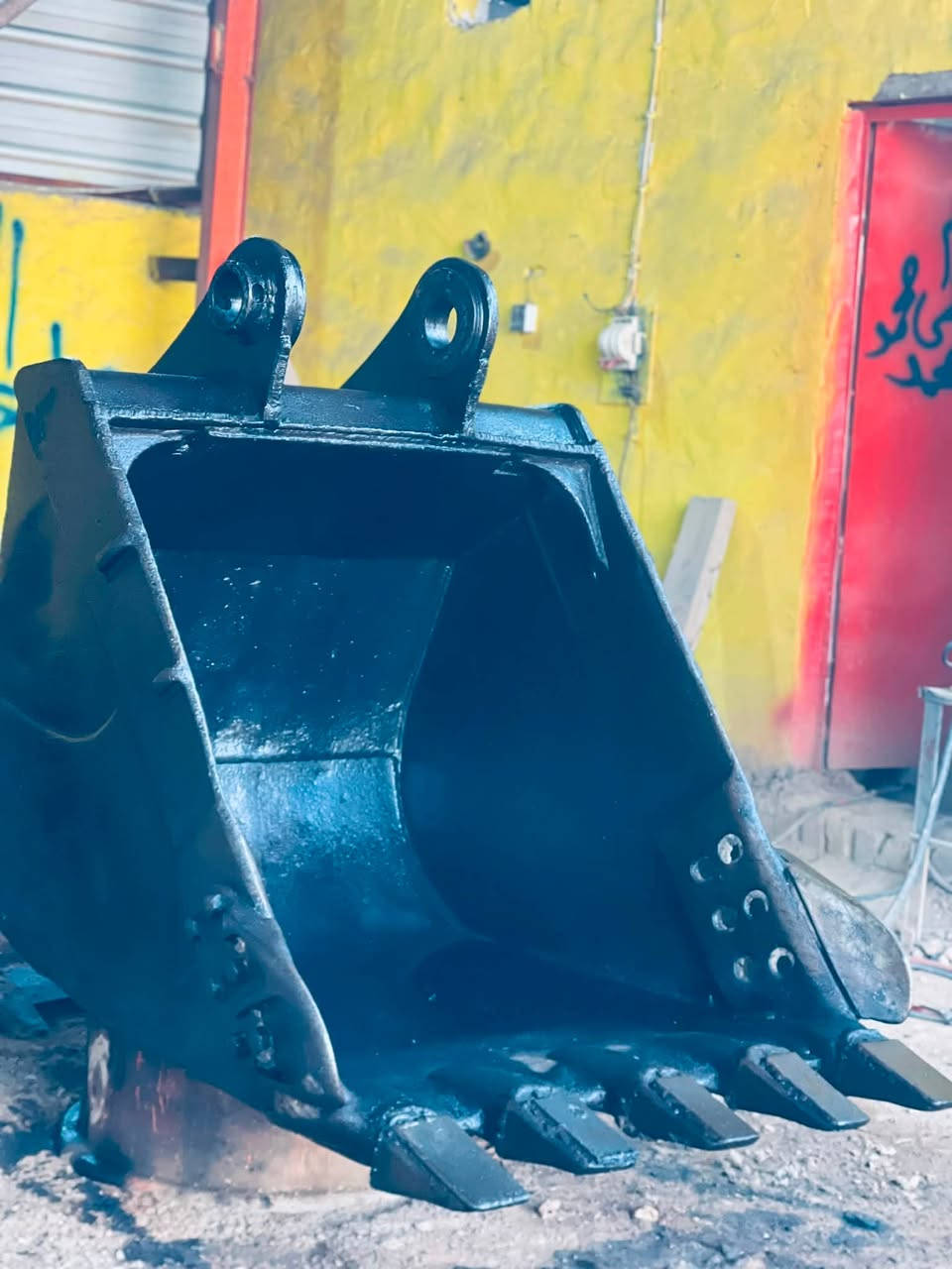 السلام عليكم
كيلة متر يابانيه 
بيم 80
بوش نضيفه
كيلة مناسبة
المكان بابل /الشوملي
***********
***********
