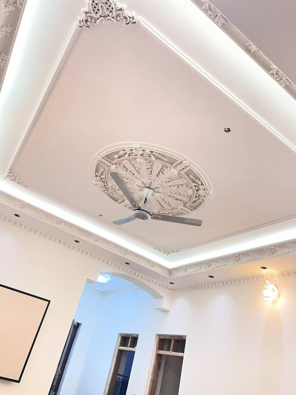 تصميم وتنفيذ, جبس بورد
  أفضل الكوادر تصميم داخلي مودرن أو كلاسيك  الملكي 
انت_تختار_والباقي_علينا

للطلب والاستفسار مراسلة الصفحه او الاتصال  

***********
