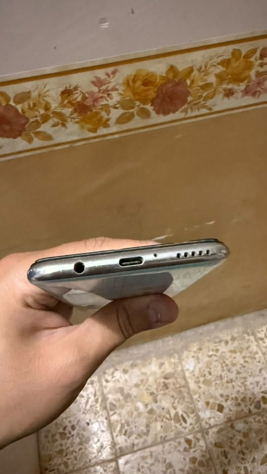 Huawei Nova 7i 

-حجم الشاشة 6.4 بدقة FHD

-الذاكرة العشوائية 8جيجابايت الذاكرة الداخلية 128

-كامره 48ميجابكسل 

-بطاريه 4200 يدعم الشحن السريع 40واط 

- دبل خط 

❌❌غير داخل تصليح ❌❌

❌❌ بدون ملحقات❌❌
 
-السعر ( 80)الف 

-رقمي ***********
