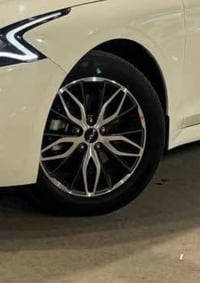 جنوط ١٧ • كي فايف K5 • نضيفة
