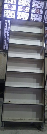 للبيع  طول مترين45 ولعرض90 رقم تليفون  07726087746