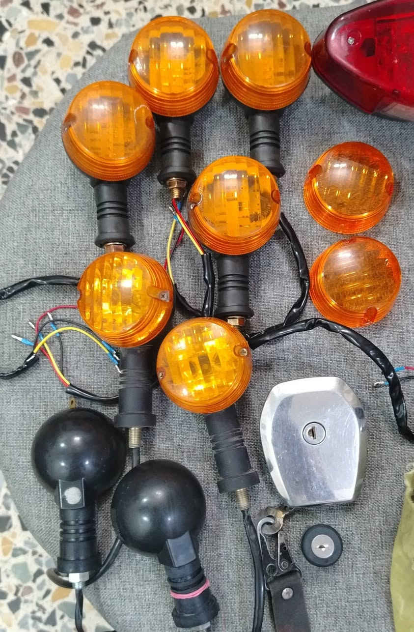 الـسـلام عـلـيـگـم 
صفاحيات بوگسر شرگه مال تفصيخ (25 الف)
أشاير تخم گامل سگن أحمر أشاره سهم ترسم
التخم  (32 الف) بحالة وگاله مامشدوات 
بك لايت لـد عدد أثنين السعر الواحد (15 الف)
قـبـق بانزين وجوزتين مال قبق وصفاحيه سعر (10 الاف)
درع بوگسر اخو جديد السعر (10 الاف)
گـلـج وعينة گلج السعر(25 الف)
واقـيـة طـيـن جـامـلـغ خـلـفـيے (5الاف) 
الـعـنـوان بـغـداد الاعـظـمـيـه صـلـيـخ 
هـ/*********** تـوصـيـل غـيـر مـتـوفـر
