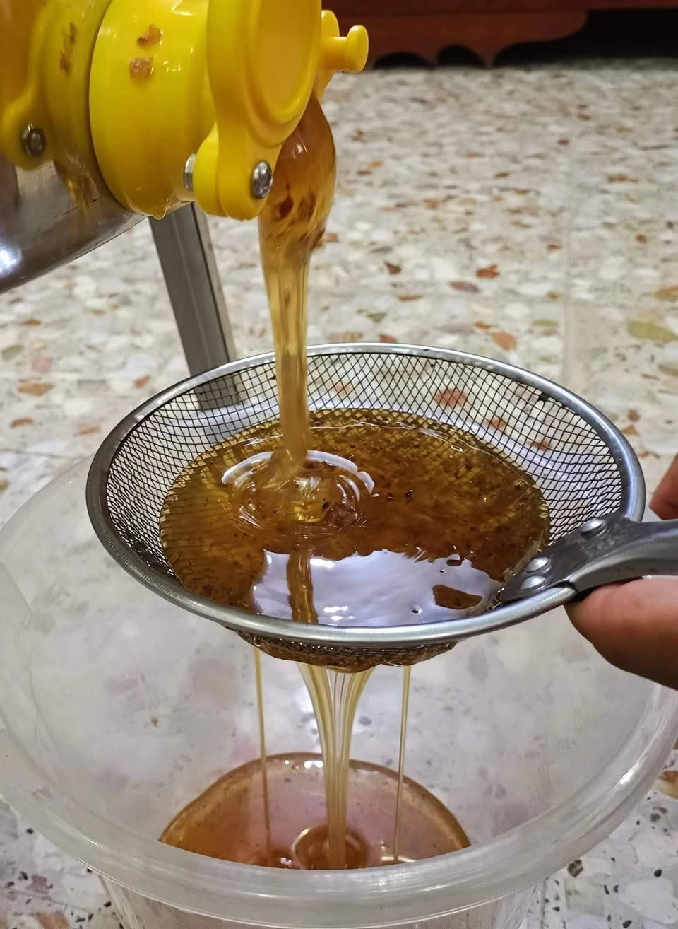 عسل طبيعي • فرز جديد • قضاء بلدروز